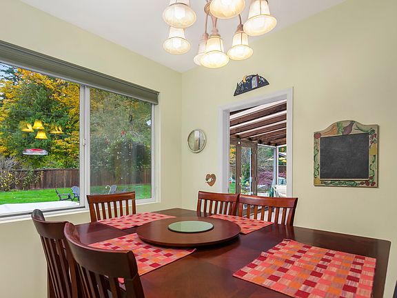 Kitchen Nook 