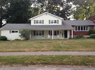 17 Devon Rd, Norwood, MA 02062