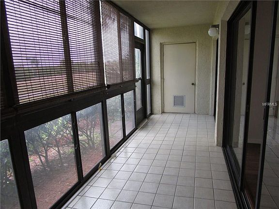 5th image of 3200 Cove Cay Dr Unit 1B