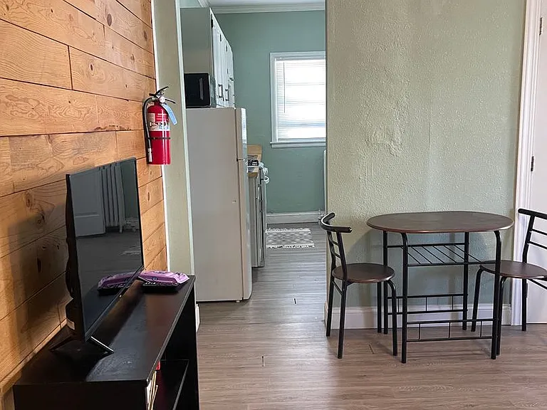 2816 Cottage Grove Ave — Photo 14