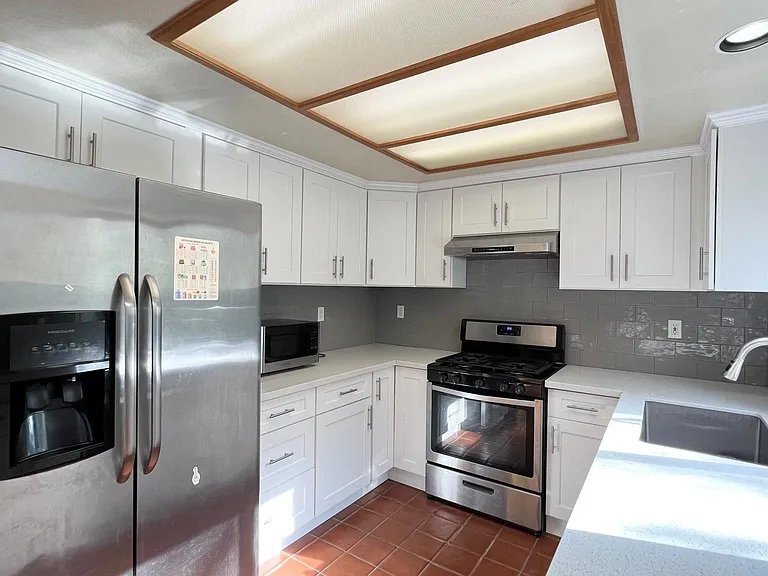 8500 Paseo Ladera — Photo 2