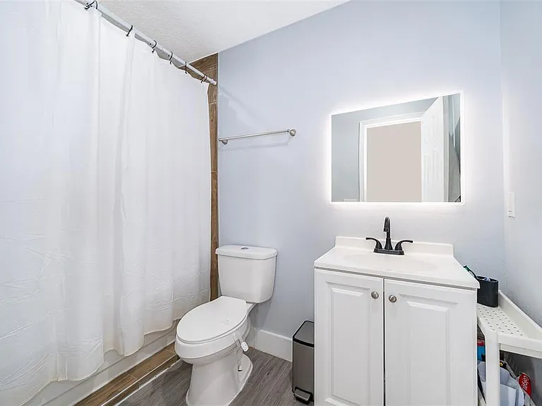 7118 Caloosa Ct — Photo 22