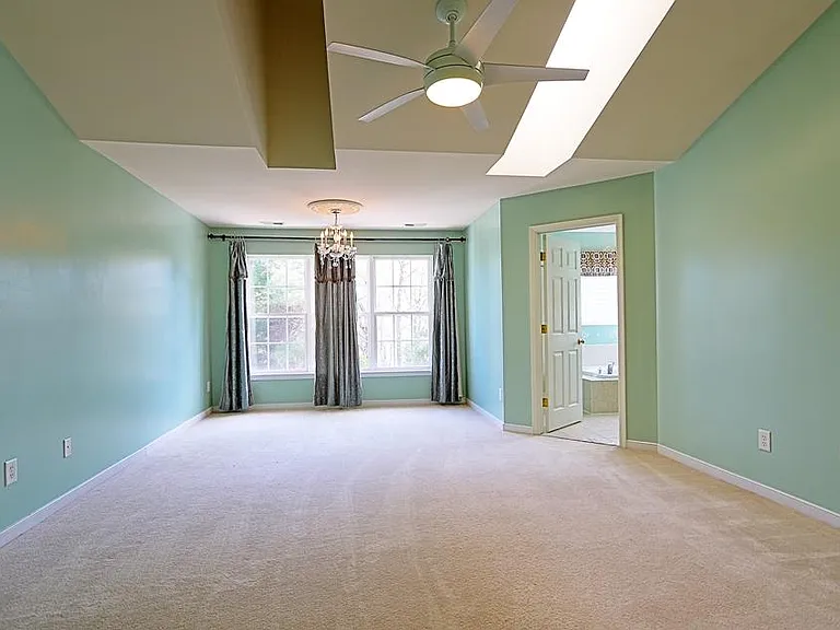 1317 New Haven Ct — Photo 16