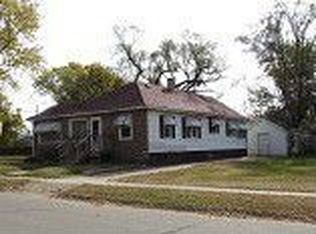 932 Randall St, Beloit, WI 53511