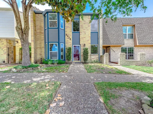2470 Country Club Dr, Pearland, TX 77581
