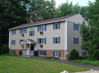 142 Turkey Hill Rd, Merrimack, NH 03054