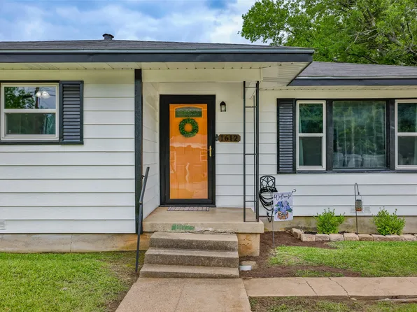 1612 Elizabeth St, Gainesville, TX 76240