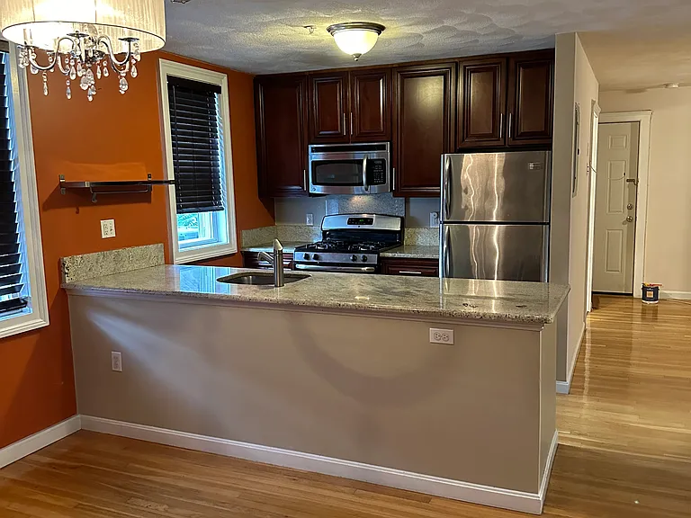 150 Leyden St #3 — Photo 6