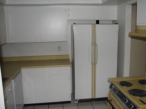 2nd image of 1500 W 8th Street #46