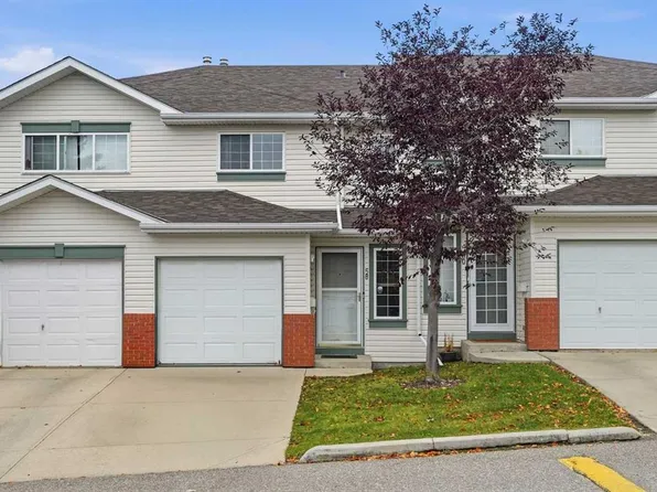 58 Country Hills Vlg NW, Calgary, AB T3K 4S8