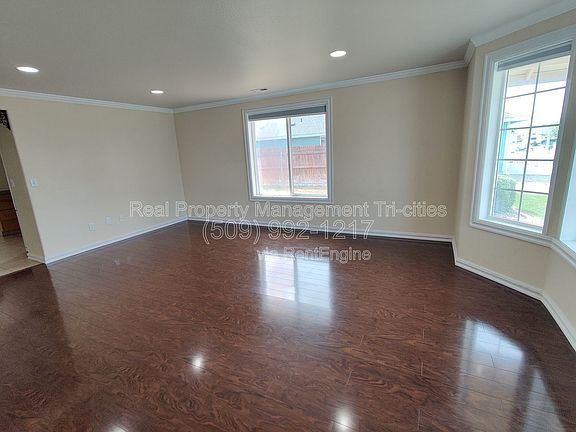 2nd image of 7912 Redonda Dr
