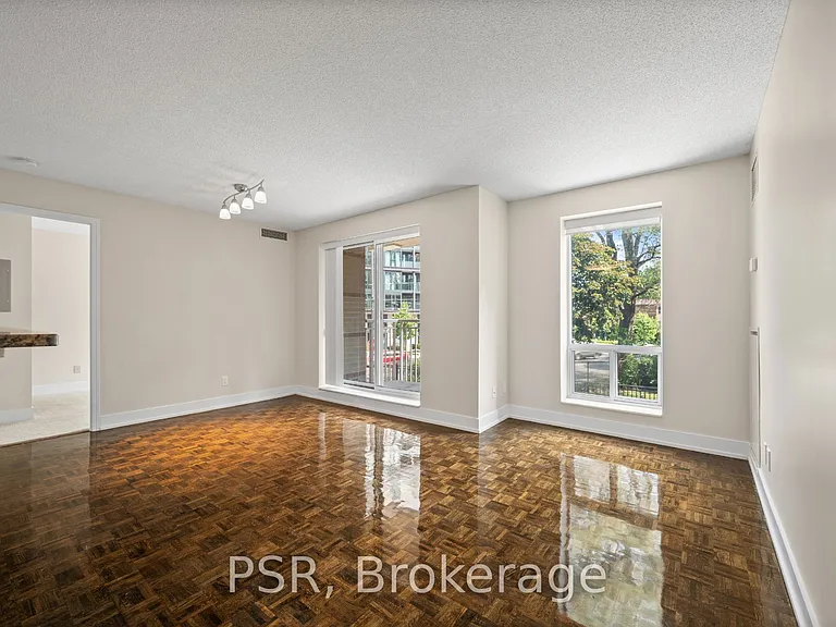 515 Rosewell Ave #110 — Photo 3