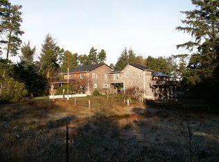 902 SW Wakonda Beach Rd, Waldport, OR 97394