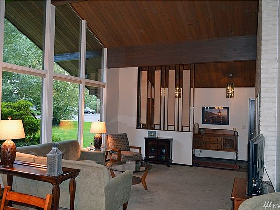 5th image of 8128 Lakeridge Dr SE