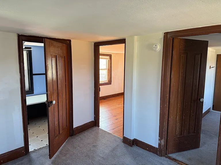 2296 Valley Rd #1 — Photo 9