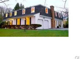 3525 Southwood Dr, Easton, PA 18045