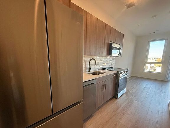 2nd image of 130A W Girard Ave #207