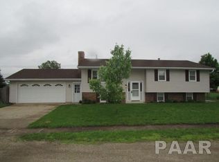 212 4th St, South Pekin, IL