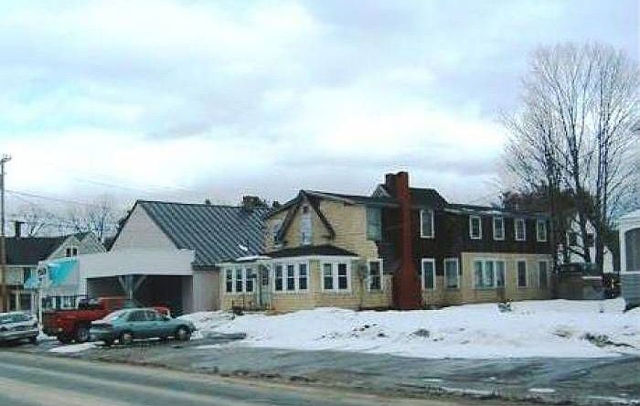 2nd image of 451 Northeast Rd