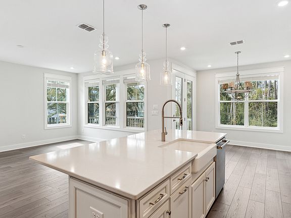 Large island in kitchen