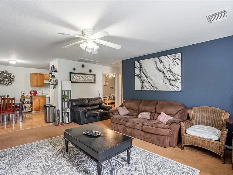 10428 Burden St #B — Photo 13