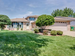 14806 S Cricketwood Dr, Homer Glen, IL