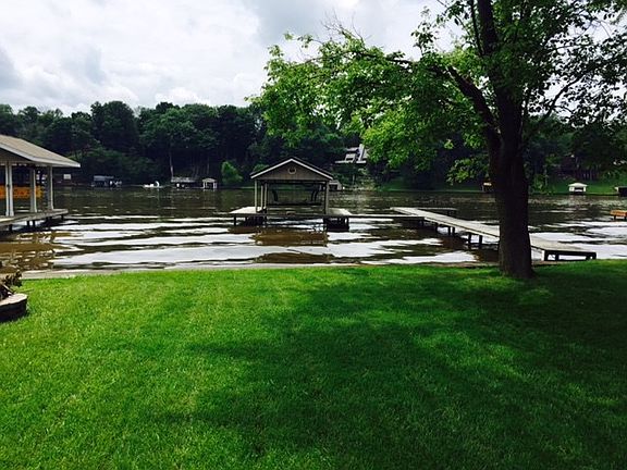 3rd image of 12200 N Upper Lakeshore Dr