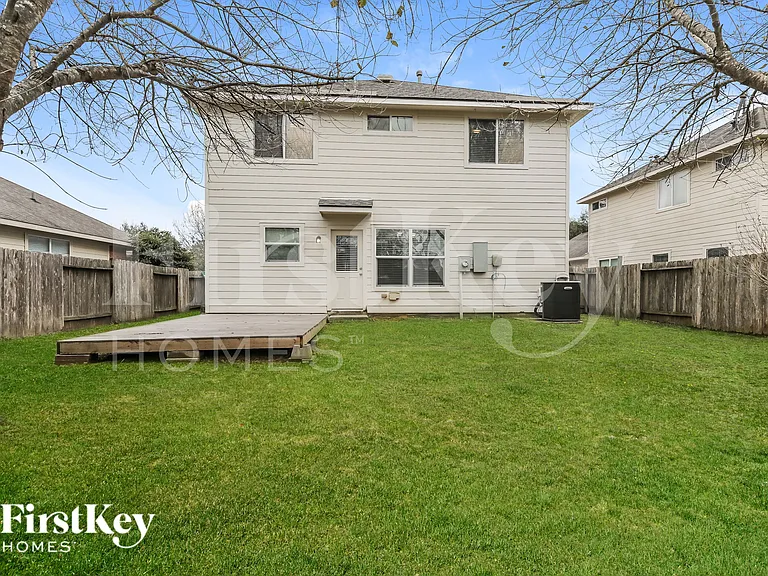 1442 Natural Pine Trl — Photo 18