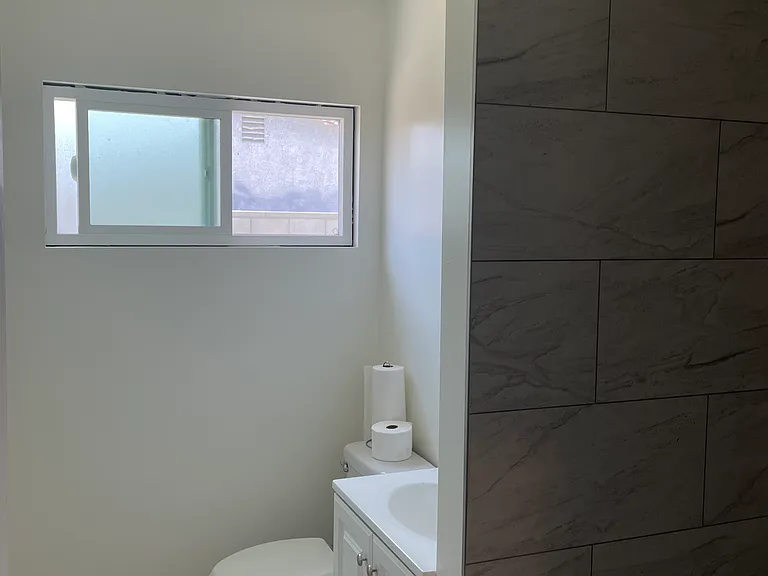 13641 Nelson Ave — Photo 13