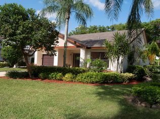 4816 Boxwood Cir, Boynton Beach, FL 33436