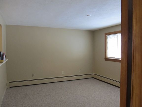 3rd image of 14 Billow Ave #2