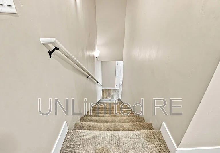 12249 Curtis Ct — Photo 16