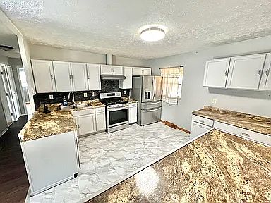 5th image of 3414 Meadowlark Dr