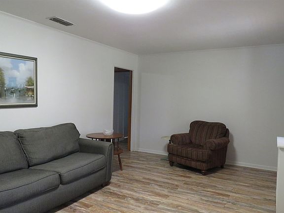 4th image of 3789 Fm 1249 E