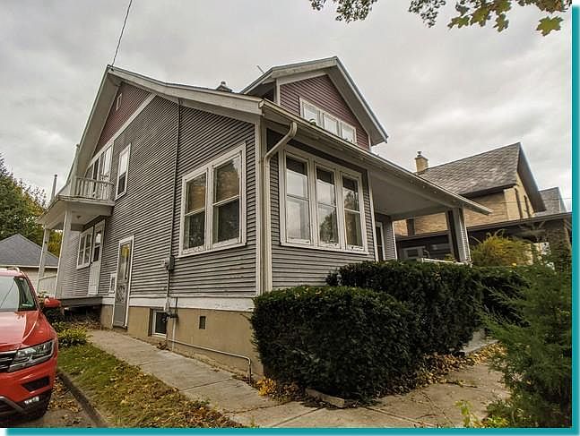 1st image of 234 N 10th Ave