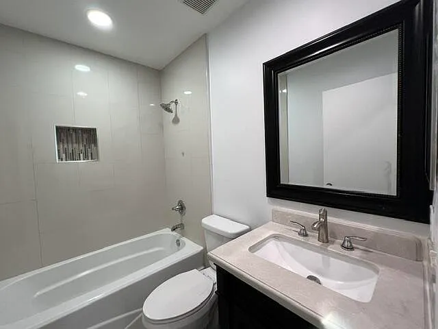 7600 Edisto Dr — Photo 5