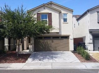 8933 Robbins Rd, Sacramento, CA 95829