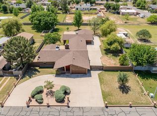 945 E Gunstock Rd, Chandler, AZ 85286