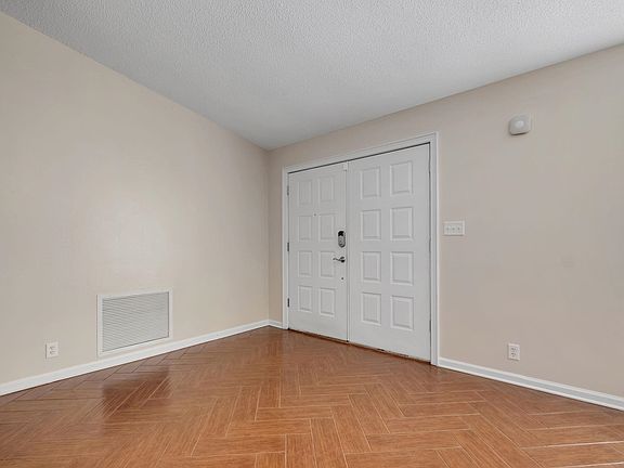 2nd image of 48 Leslie Anne St