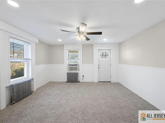 4th image of 103 S Greasheimer St