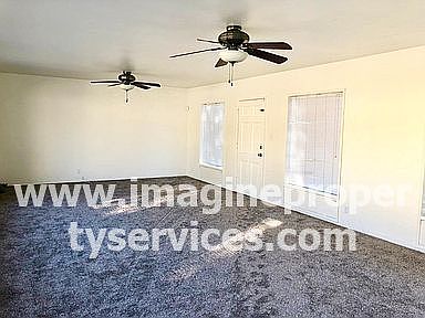5th image of 604 N Campus Ave