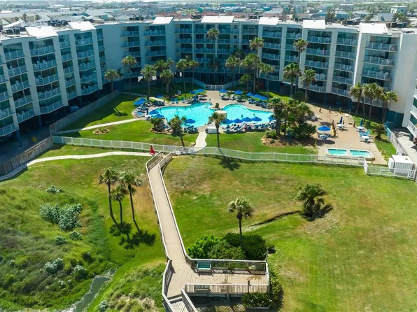 800 Sandcastle Dr #130, Port Aransas, TX 78373