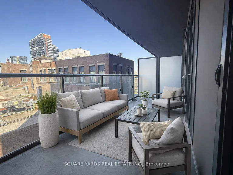75 James St S #603 — Photo 11