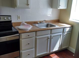 20411 Randolph Pkwy APT B2, Highland Hills, OH