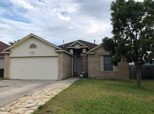 231 Sunshadow Dr, Lockhart, TX 78644