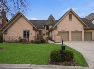 10 Lakeside Ln, North Barrington, IL