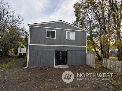 11403 Gardner Court SE photo 1