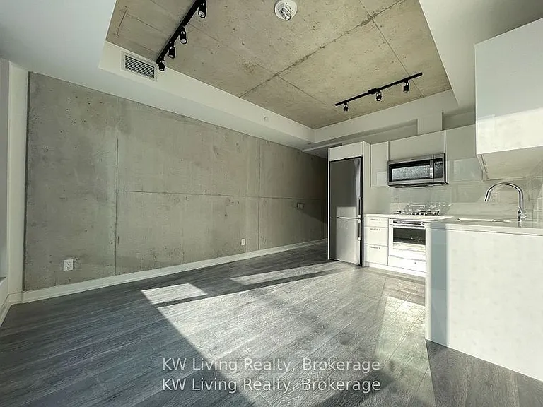 55 Ontario St #315 — Photo 5