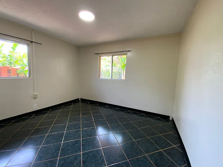 66-942 Kamakahala St — Photo 11