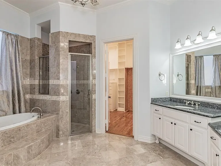 1004 Drake Dr — Photo 22